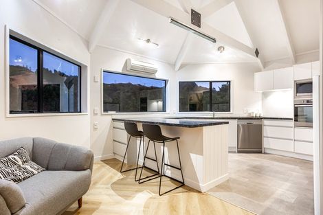 Photo of property in 274 Valley Road, Paraparaumu, 5032