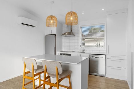 Photo of property in 6 Te Moau Avenue, Parakai, 0830