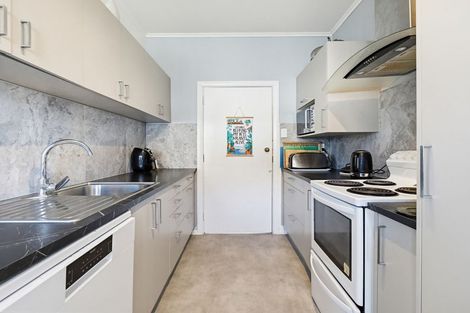 Photo of property in 40 Rangiora Avenue, Roslyn, Palmerston North, 4414