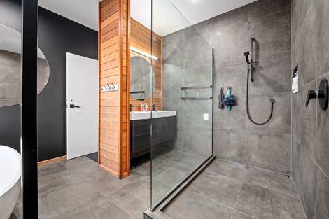 Photo of property in 331 Athlone Drive, Cambridge, 3434