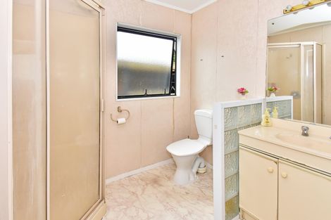 Photo of property in 193 Finlayson Avenue, Clendon Park, Auckland, 2103