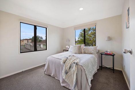 Photo of property in 34a Bleakhouse Road, Howick, Auckland, 2014