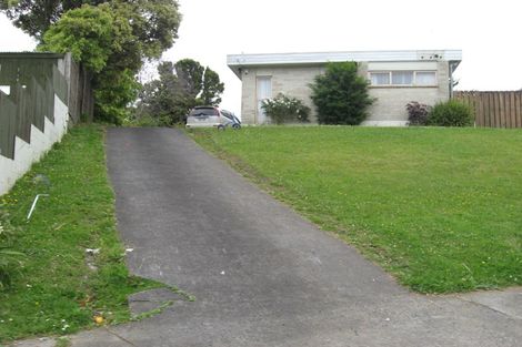 Photo of property in 1/8 Farnborough Crescent, Mangere, Auckland, 2022
