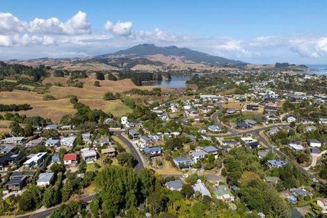Photo of property in 61 Lorenzen Bay Road, Raglan, 3225