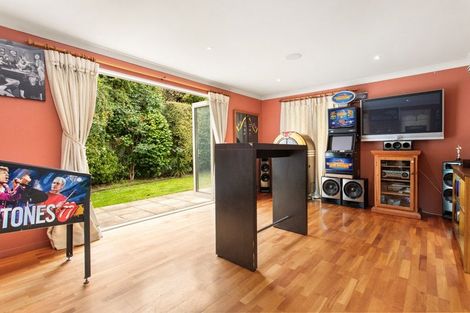 Photo of property in 15 Jasper Place, Northwood, Christchurch, 8051