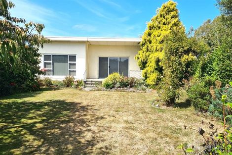 Photo of property in 14 Crofton Road, Harewood, Christchurch, 8051