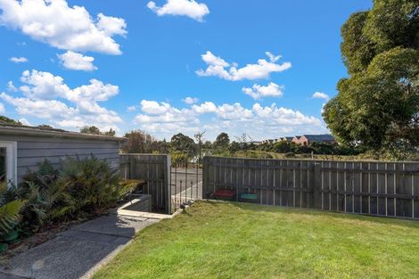 Photo of property in 64 Cumnor Terrace, Woolston, Christchurch, 8023