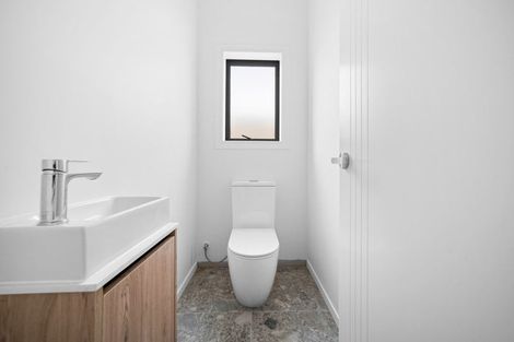 Photo of property in 4b Tidal Road, Karaka, Papakura, 2113