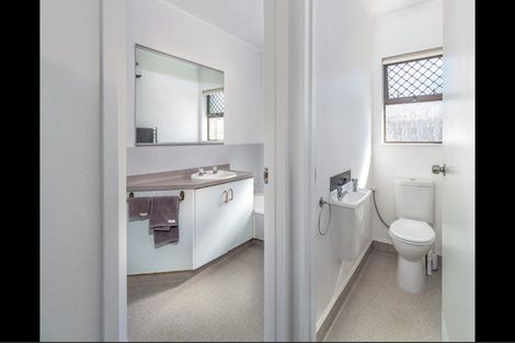 Photo of property in 2/17 Church Road, Taradale, Napier, 4112