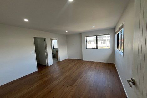 Photo of property in 38 Greenhill Crescent, Pakuranga, Auckland, 2010