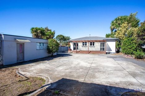 Photo of property in 74 Springs Road, Hornby, Christchurch, 8042