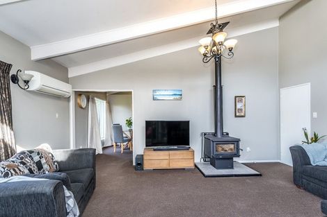 Photo of property in 38 Kimberley Street, Casebrook, Christchurch, 8051