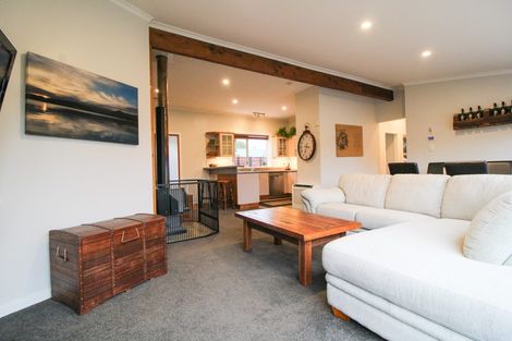 Photo of property in 16 Edward Street, Prebbleton, 7604