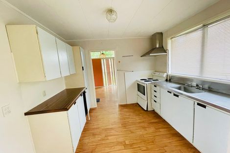 Photo of property in 35 Fairdale Avenue, Red Hill, Papakura, 2110