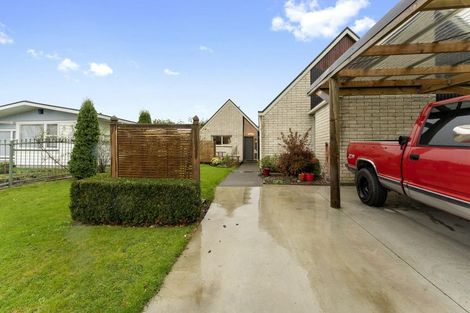 Photo of property in 11 Panako Place, Awapuni, Palmerston North, 4412