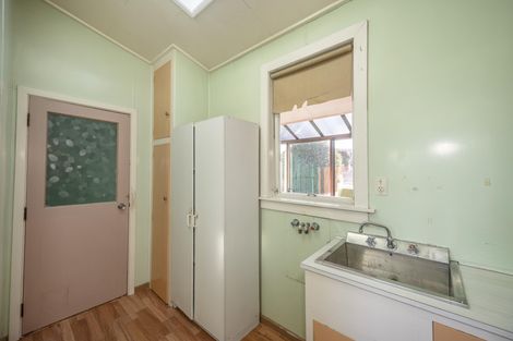 Photo of property in 5 Stuart Street, Holmes Hill, Oamaru, 9401