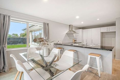 Photo of property in 8 Marble Court, Rolleston, 7614