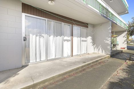 Photo of property in 2/4 Moana Street, Frankton, Hamilton, 3204