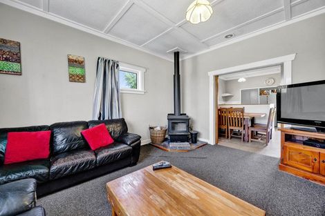 Photo of property in 15 High Street, Eltham, 4322