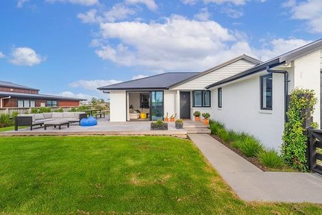 Photo of property in 39 Dawson Road, Snells Beach, 0920