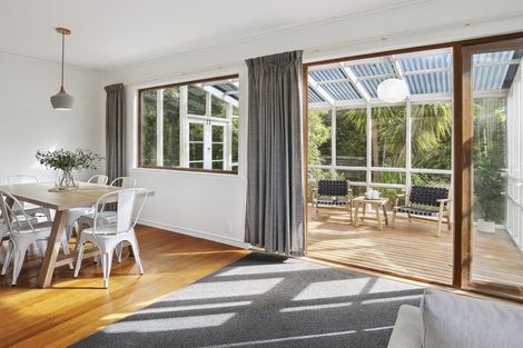 Photo of property in 55 Makara Road, Karori, Wellington, 6012