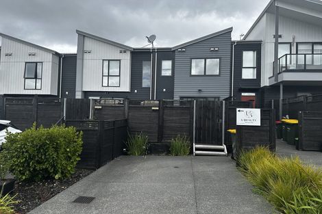 Photo of property in 4 Malcolm Calder Road, Hobsonville, Auckland, 0616
