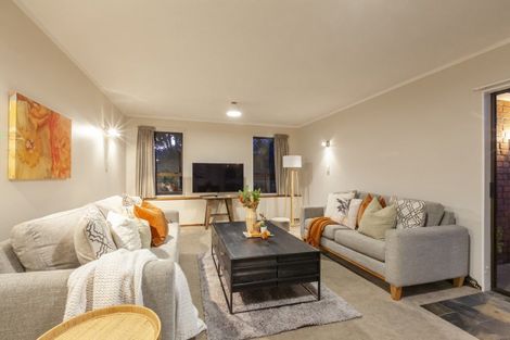 Photo of property in 10 Nuhaka Place, Paraparaumu Beach, Paraparaumu, 5032