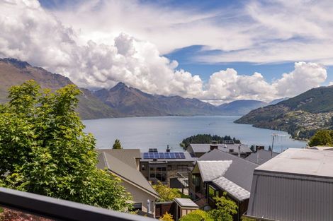 Photo of property in 12b Windsor Place, Queenstown, 9300