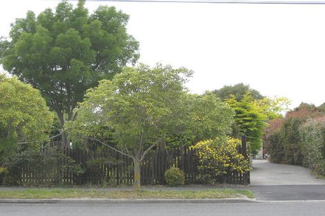 Photo of property in 71 Inwoods Road, Parklands, Christchurch, 8083