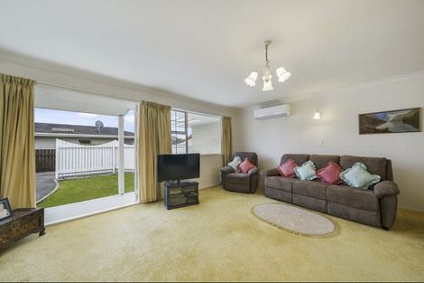 Photo of property in 28a Belvedere Avenue, Waikanae, 5036