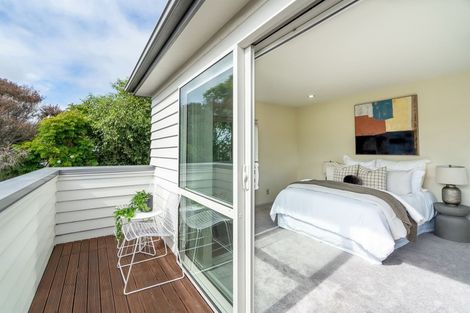 Photo of property in 46 Raleigh Road, Northcote, Auckland, 0627