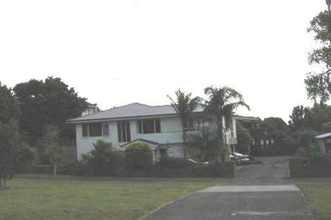 Photo of property in 2/264 East Coast Road, Forrest Hill, Auckland, 0620