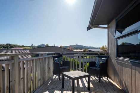 Photo of property in 136 Lisland Drive, Kinloch, Taupo, 3377