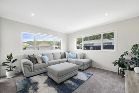 Photo of property in 4 Martha Turnell Crescent, Manor Park, Lower Hutt, 5019