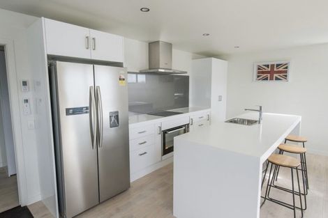 Photo of property in 11b Saint Peters Place, Queenstown, 9300