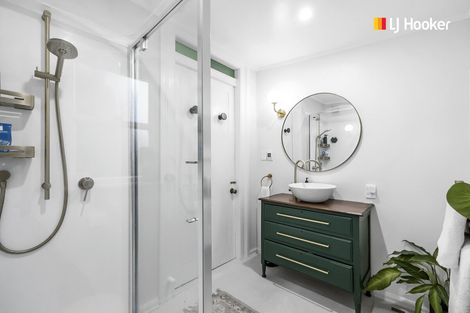 Photo of property in 10 Glen Road, Mornington, Dunedin, 9011