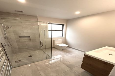 Photo of property in 9 George Yee Place, Taradale, 4112