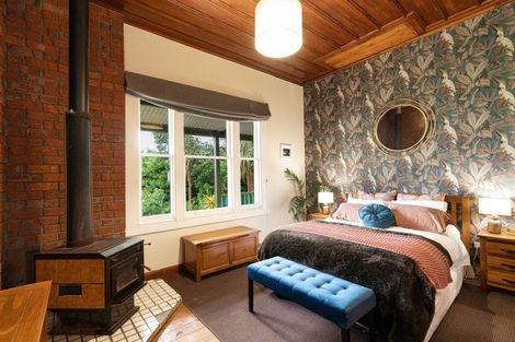 Photo of property in 70 Tokomaru Road East, Tokomaru, Palmerston North, 4474