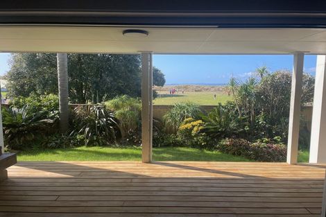 Photo of property in 1163 Papamoa Beach Road, Papamoa Beach, Papamoa, 3118