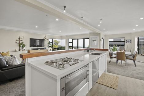 Photo of property in 23a/3 Hamblyn Street, Strandon, New Plymouth, 4312
