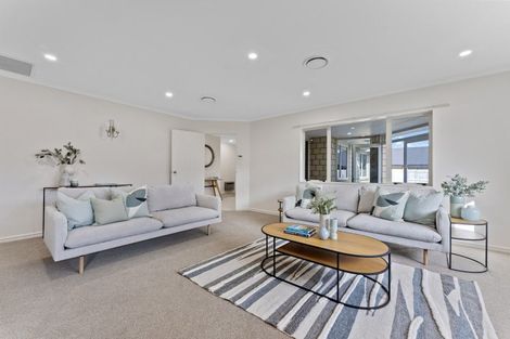 Photo of property in 6 Daniel Place, Kelvin Grove, Palmerston North, 4414