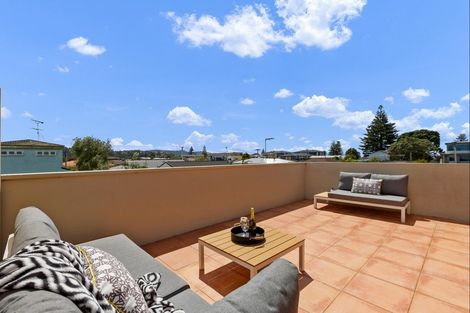 Photo of property in 33f Florence Avenue, Orewa, 0931