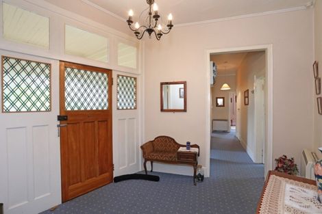 Photo of property in 25 Wanganui Road, Marton, 4710