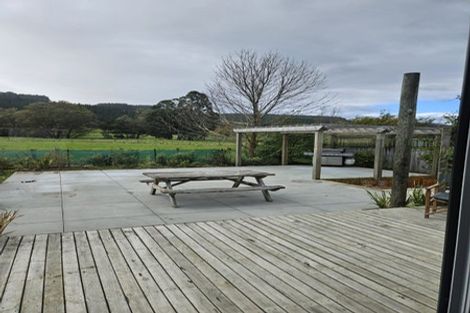 Photo of property in 74 Woodside Road, Woodside, Outram, 9073