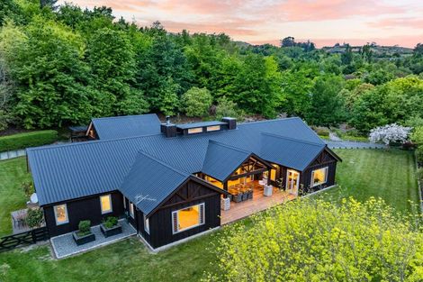 Photo of property in 38 Tauroa Valley Road, Havelock North, 4130