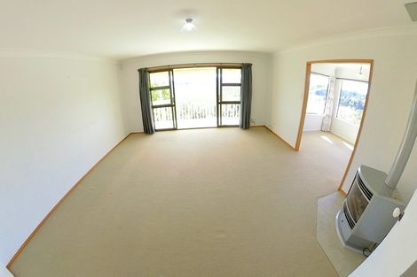 Photo of property in 30 Kokich Crescent, Onerahi, Whangarei, 0110