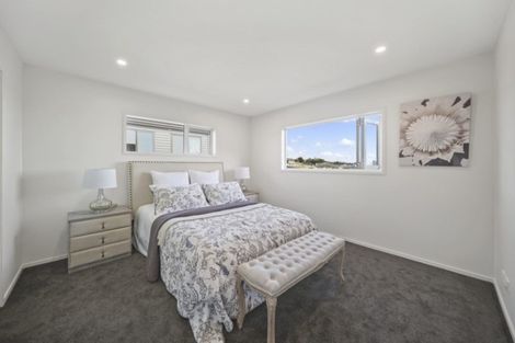 Photo of property in 22 Nola Dawn Avenue, Papakura, 2110