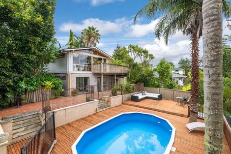 Photo of property in 105 Kia Ora Road, Beach Haven, Auckland, 0626