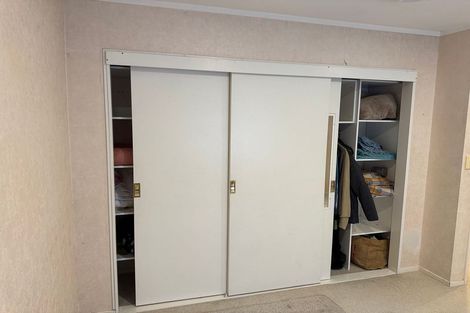 Photo of property in 1/36 De Havilland Drive, Goodwood Heights, Auckland, 2105
