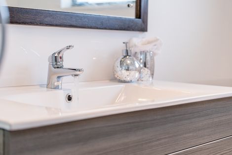 Photo of property in 27 Loughanure Place, Massey, Auckland, 0614